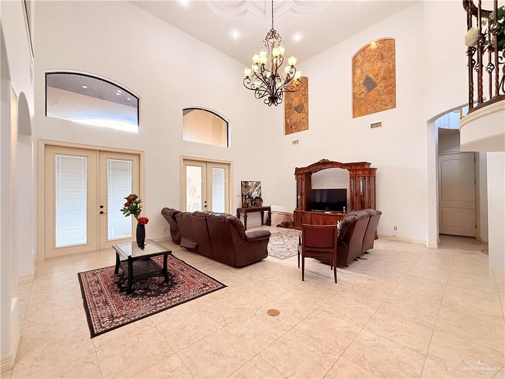 5117 W Hackberry Avenue, McAllen