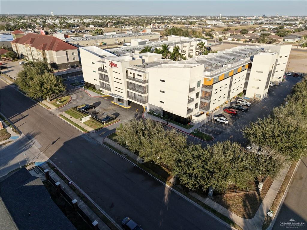 813 Travis Street # 207