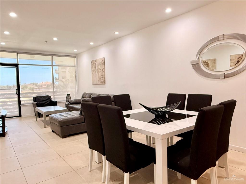 813 Travis Street # 219