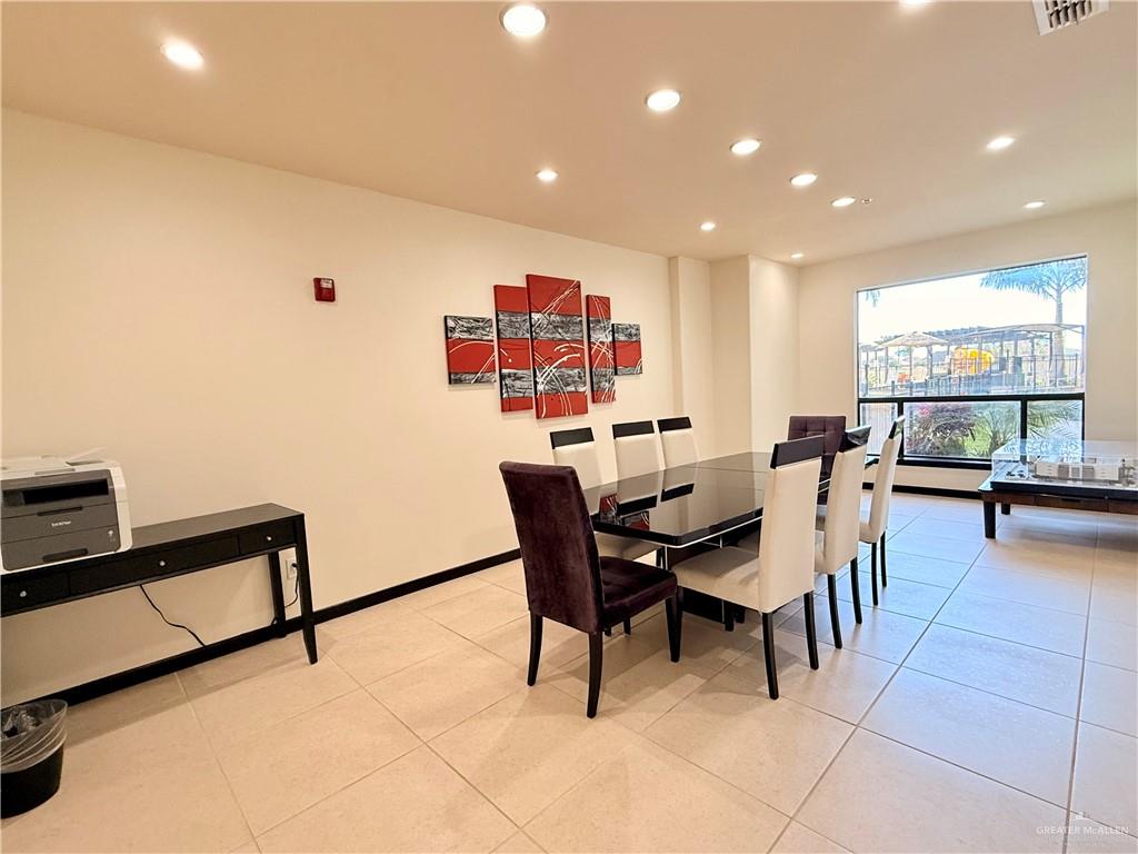 813 Travis Street # 219