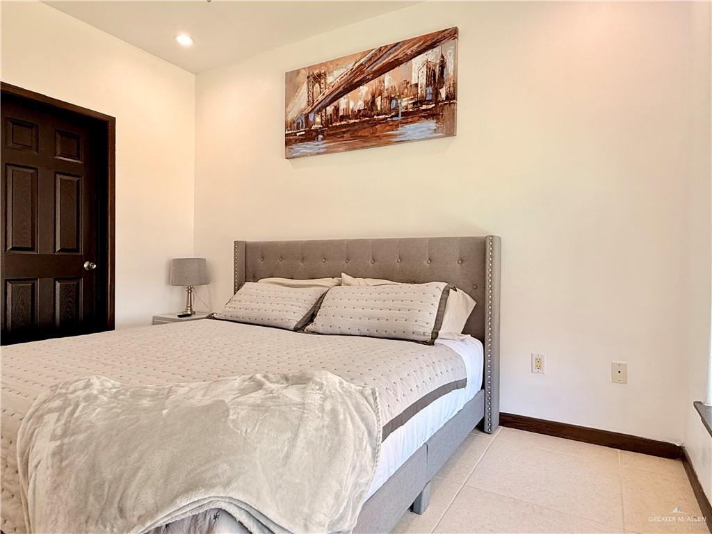 813 Travis Street # 219