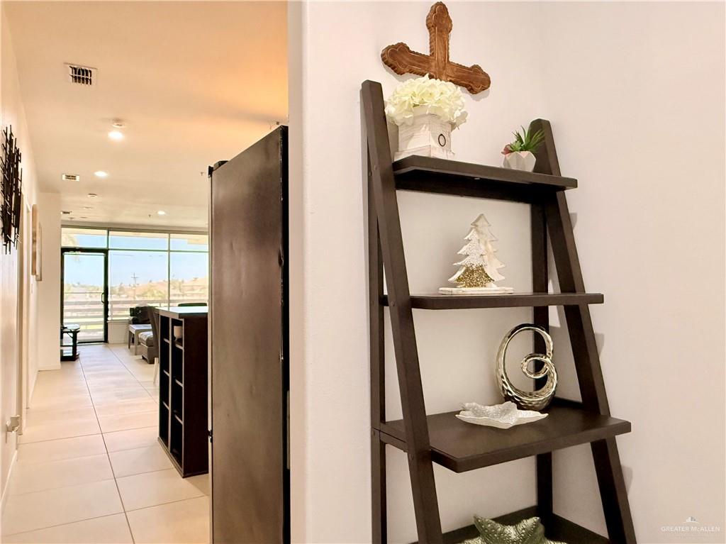 813 Travis Street # 219