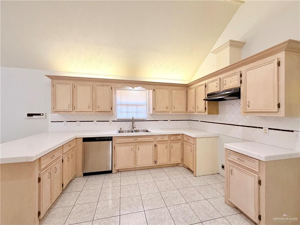 2505 W Sandpiper Avenue, McAllen