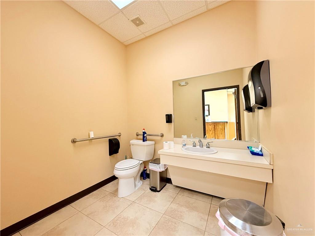 1112 Griffin Parkway # D