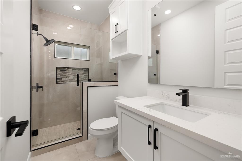 9906 N 23rd Lane, McAllen