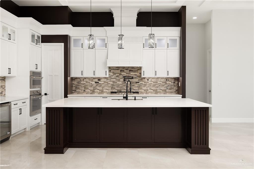 9906 N 23rd Lane, McAllen