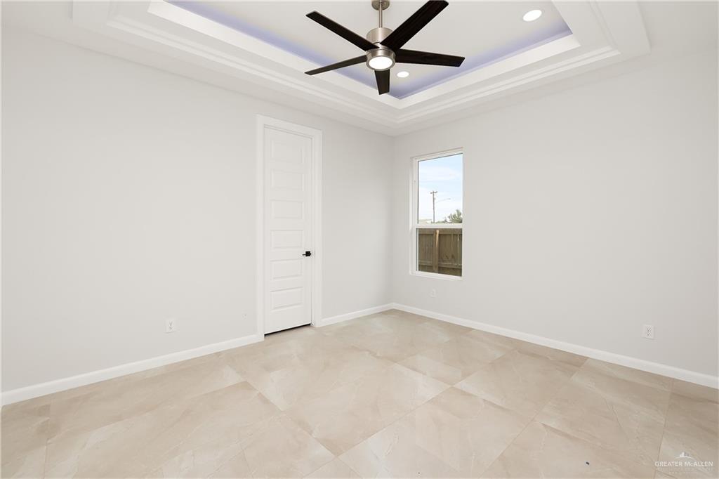 9906 N 23rd Lane, McAllen