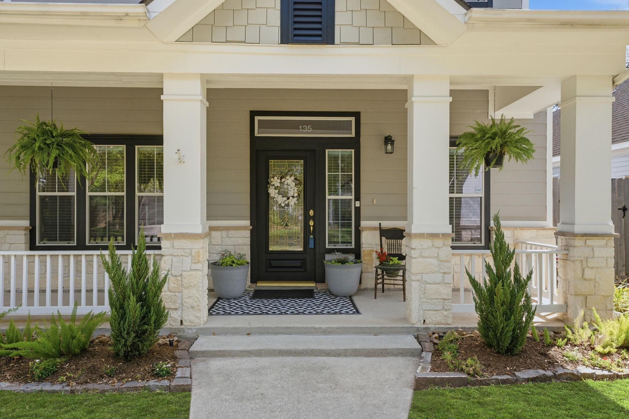 135 Hansom Trail Street