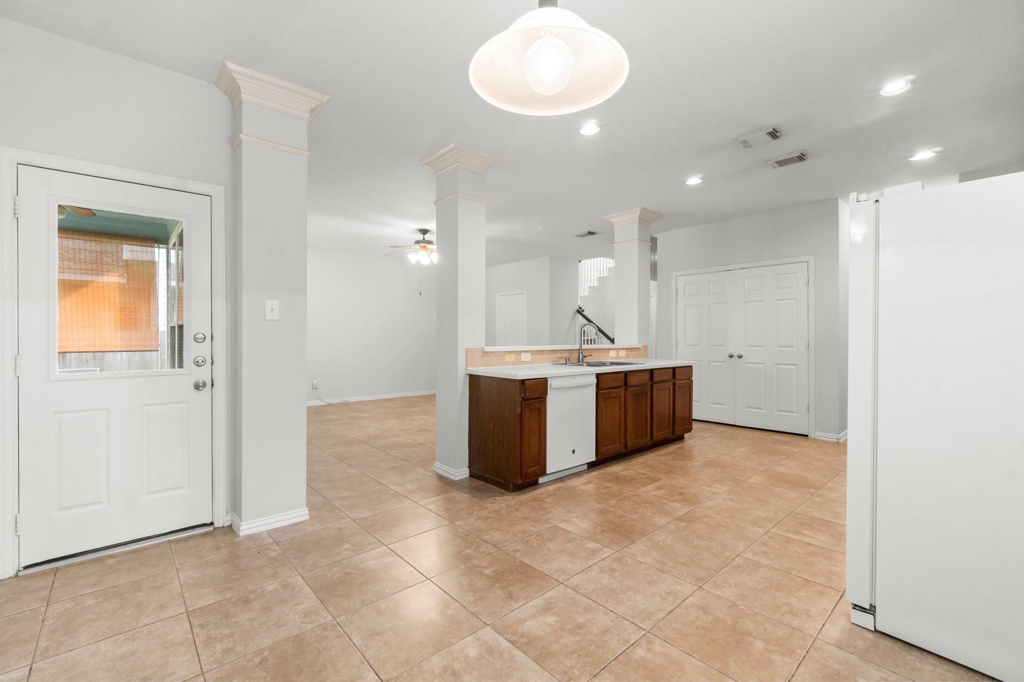 130 W Montfair Boulevard