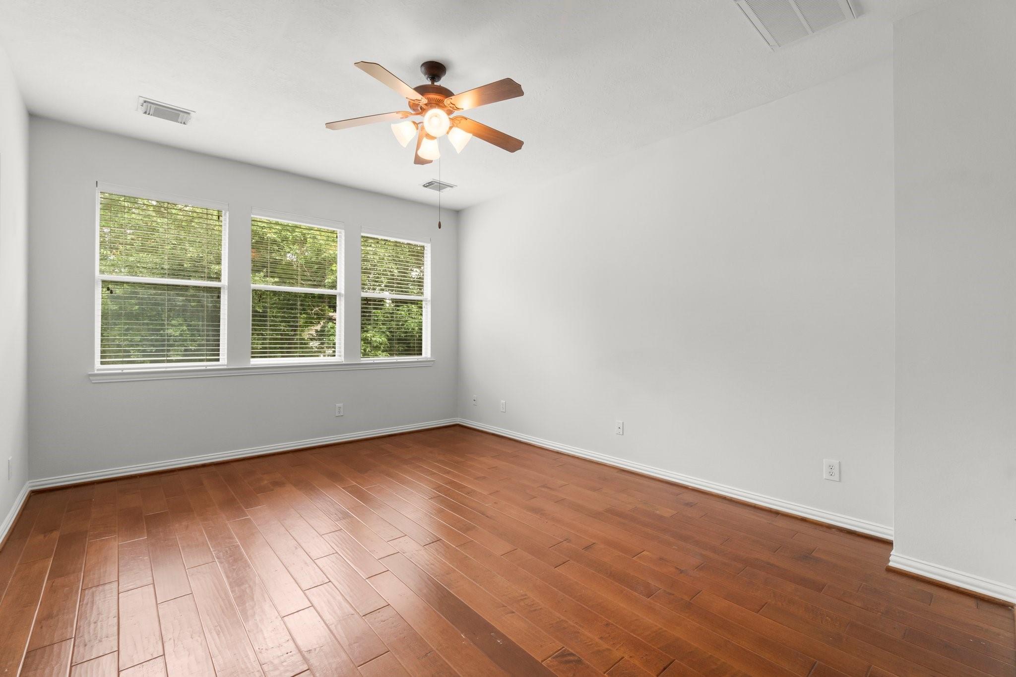 130 W Montfair Boulevard