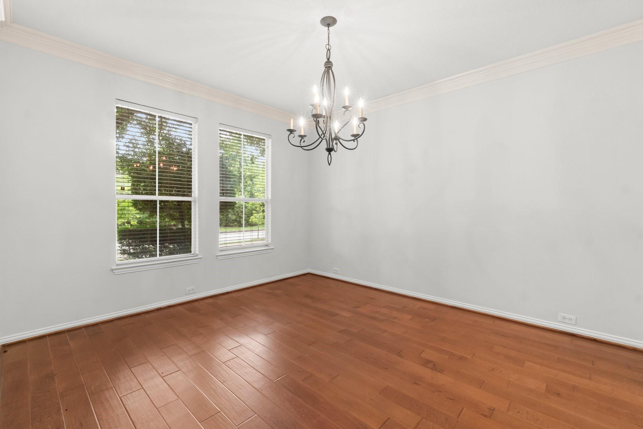 130 W Montfair Boulevard