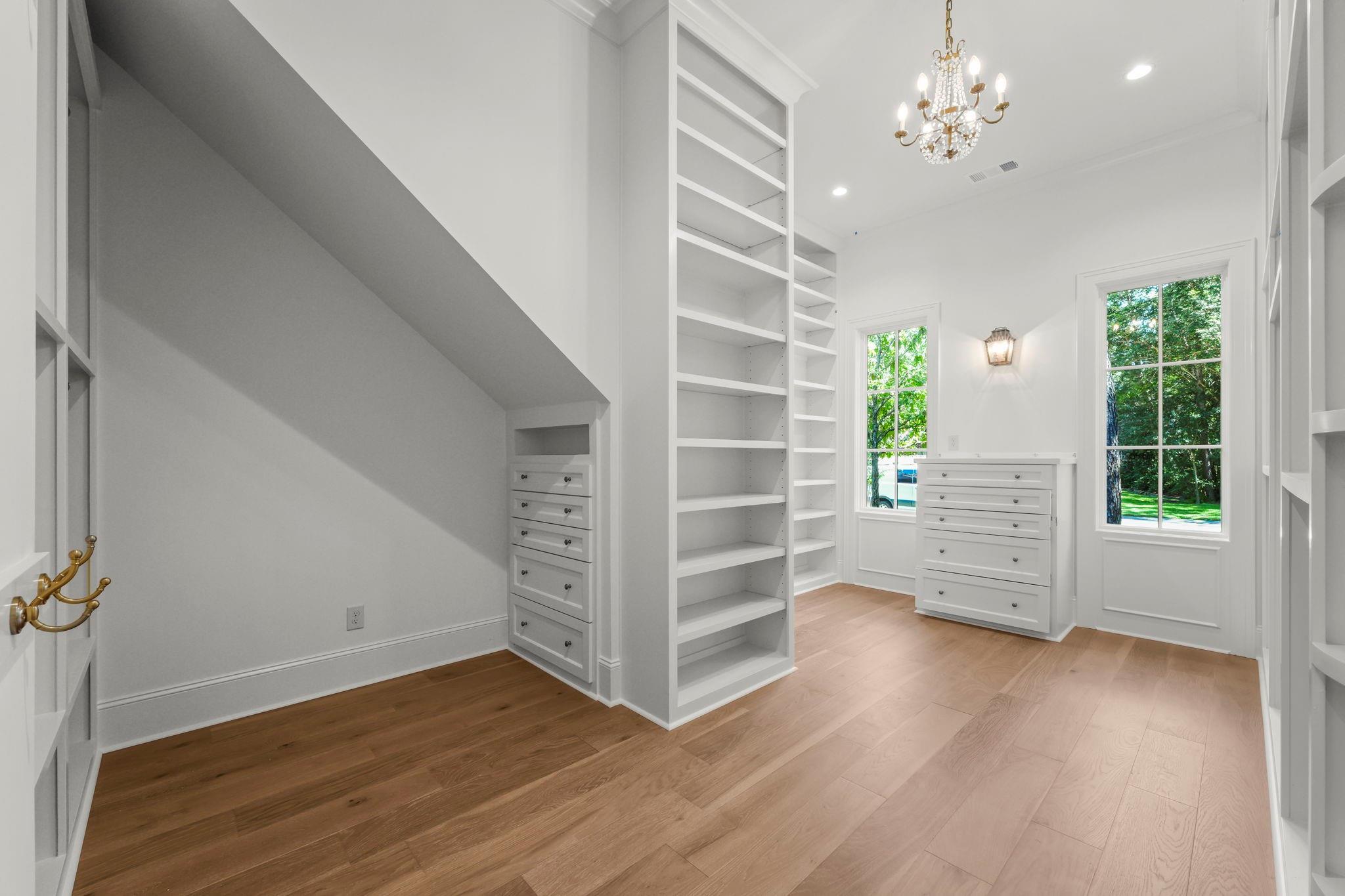 5 Hollymead Drive