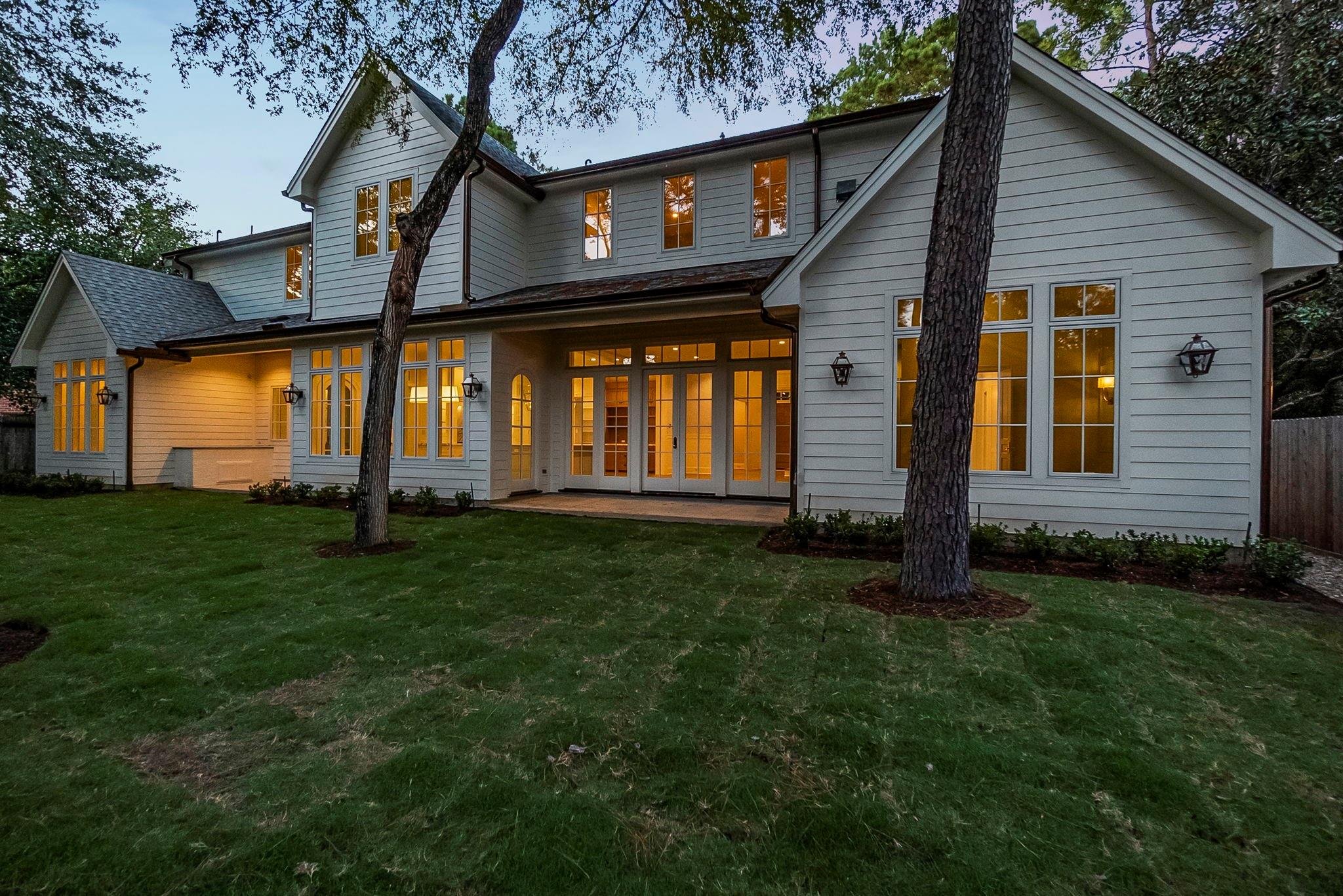 5 Hollymead Drive