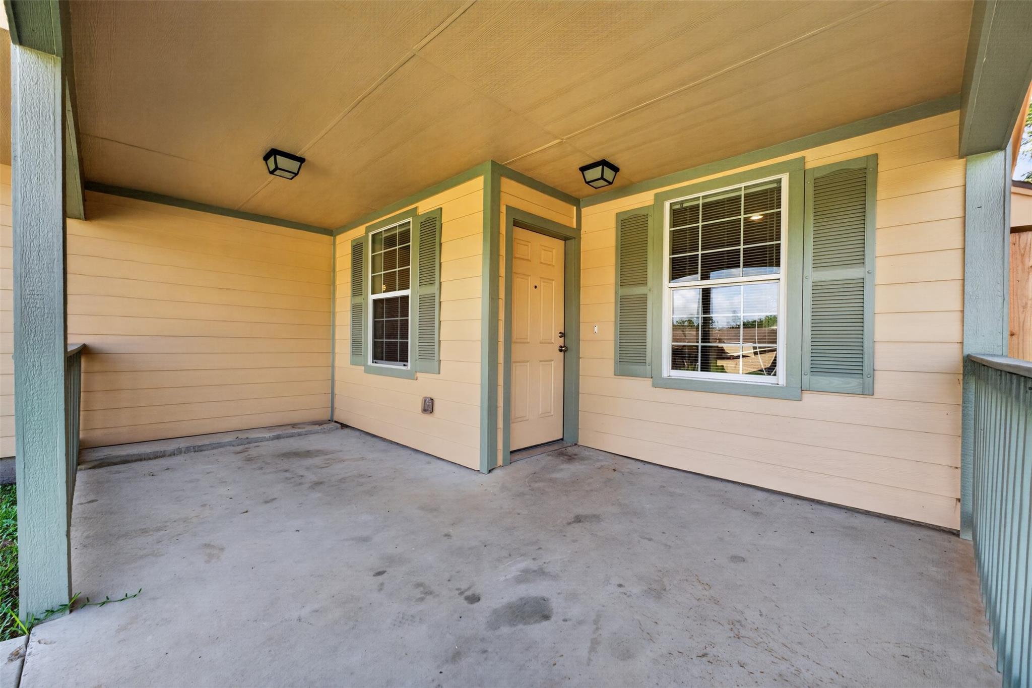 1122 Cedar Creek Drive