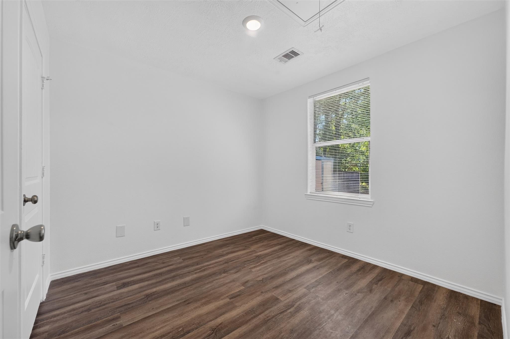 1122 Cedar Creek Drive