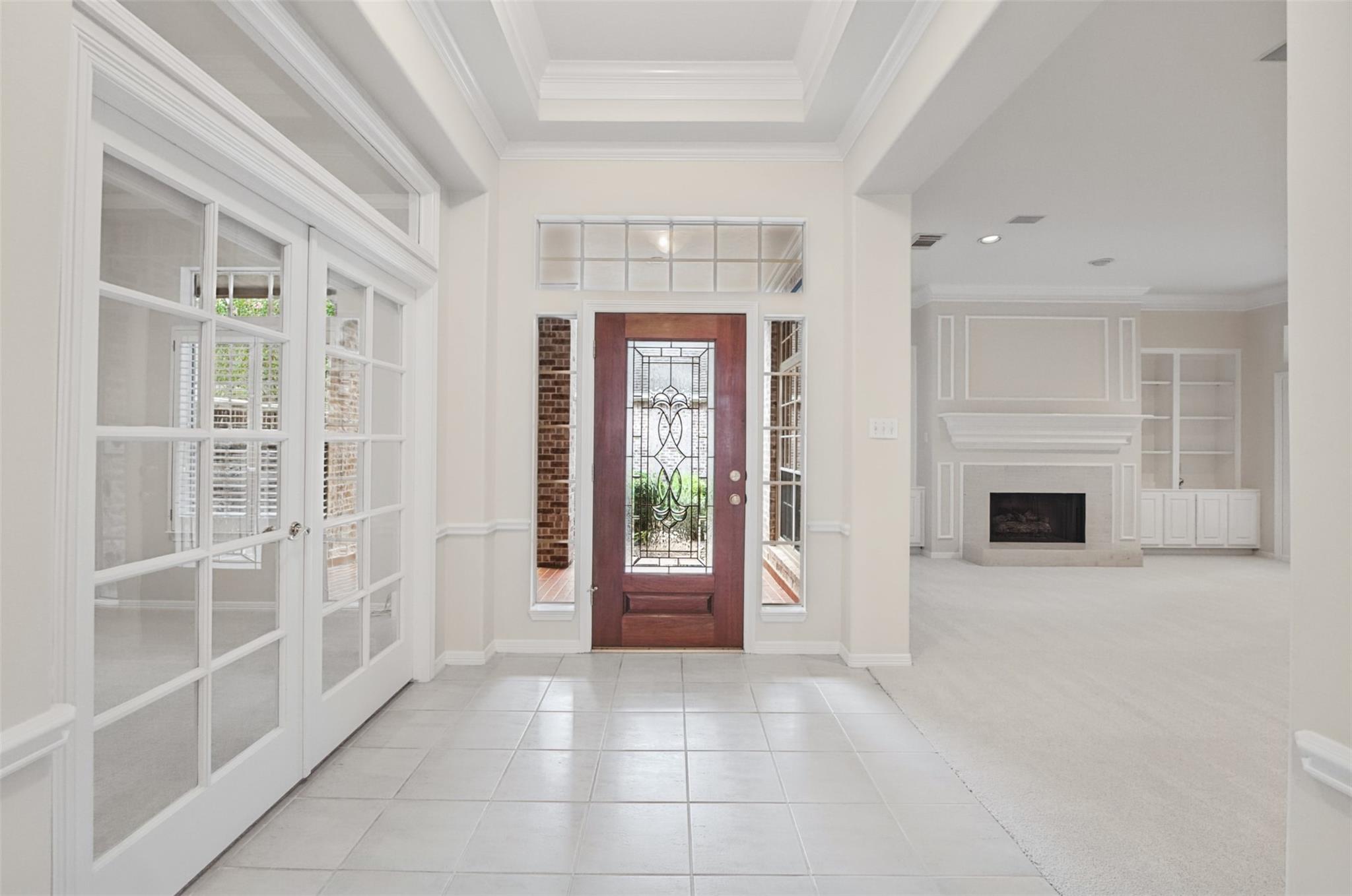 30 N Castlegreen Circle