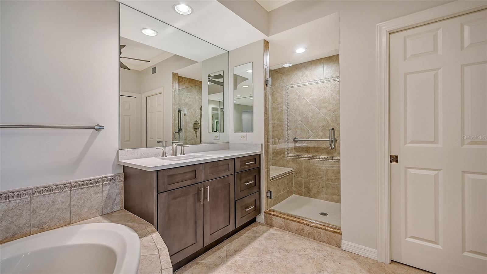 401 N POINT RD #603