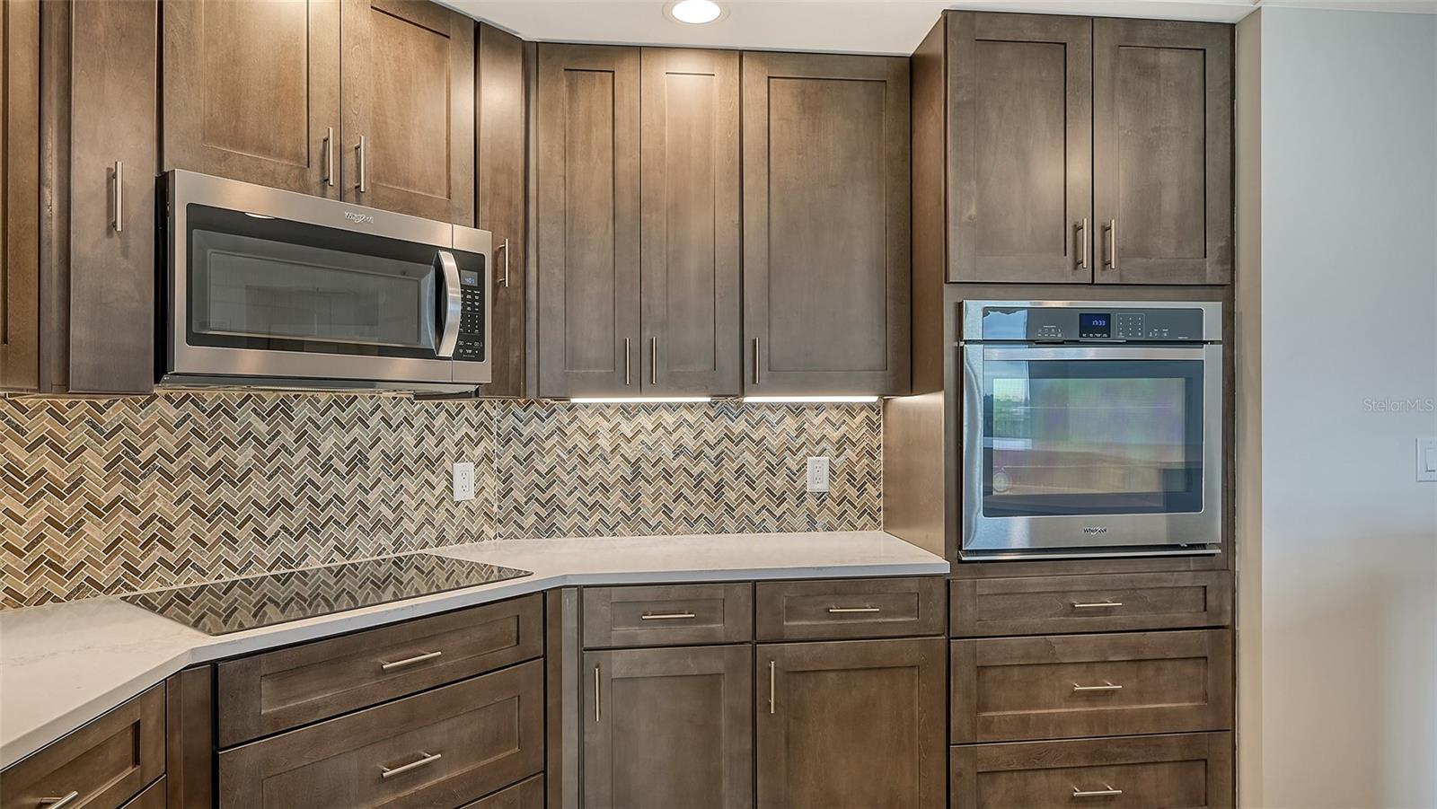 401 N POINT RD #603