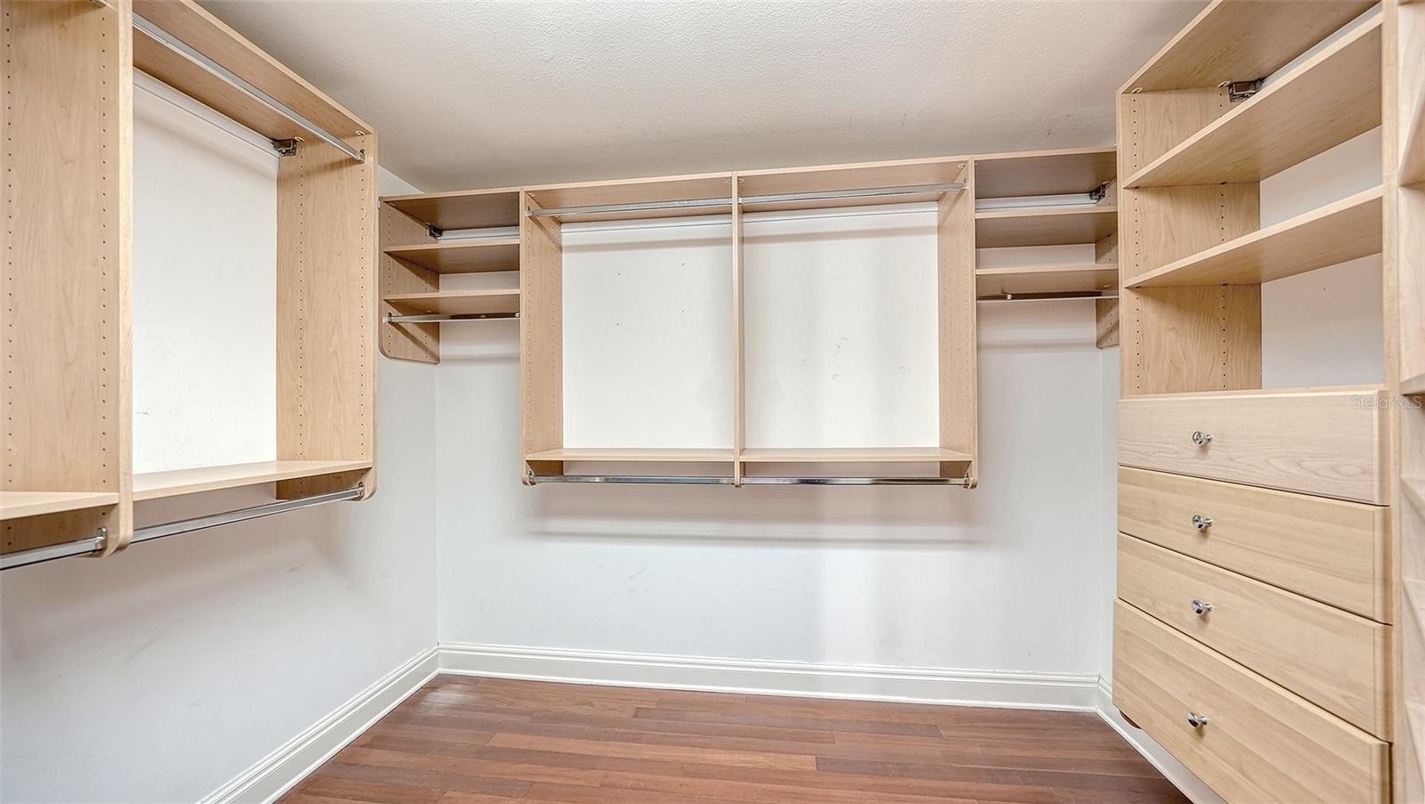 401 N POINT RD #301