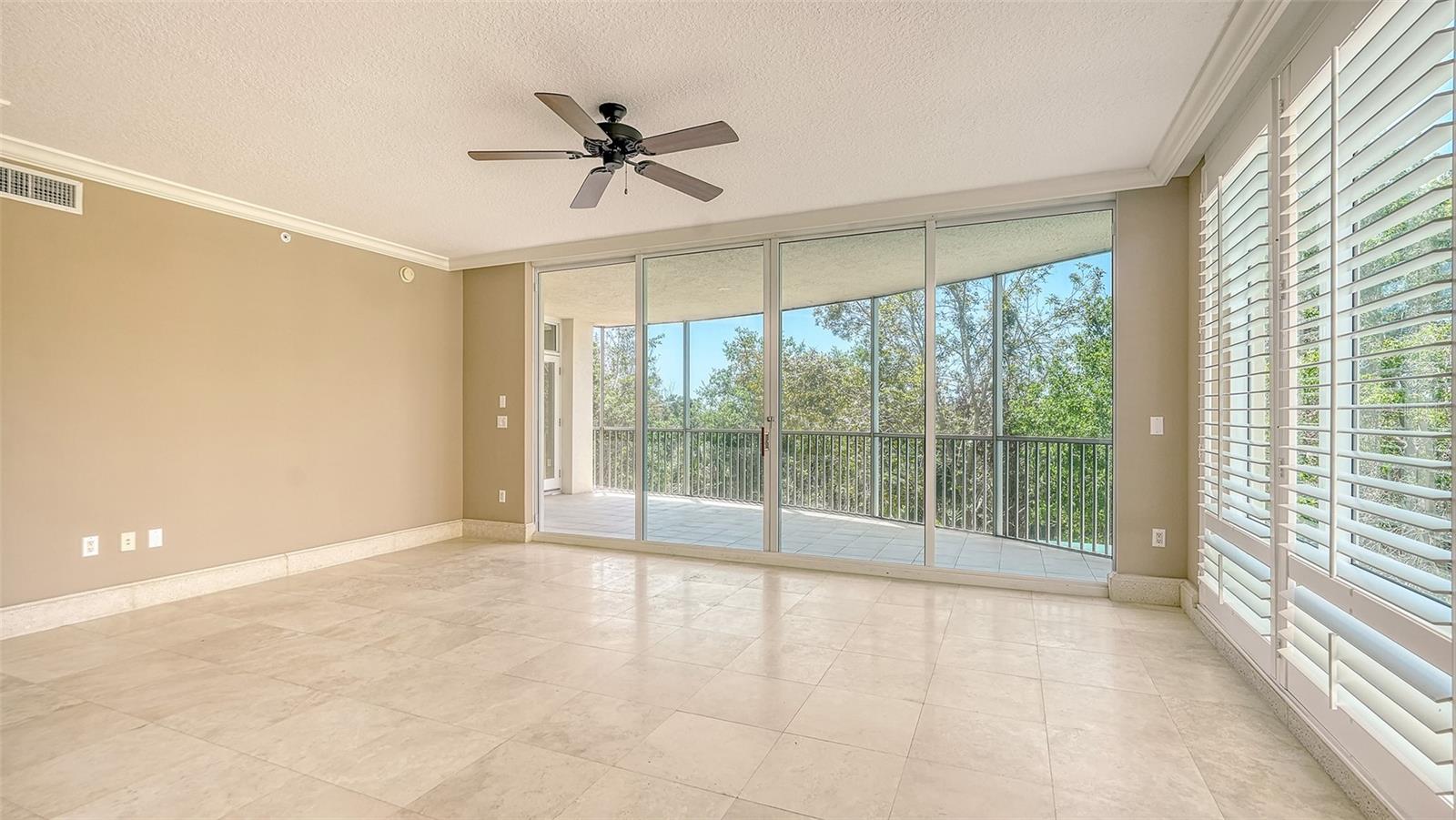 401 N POINT RD #301