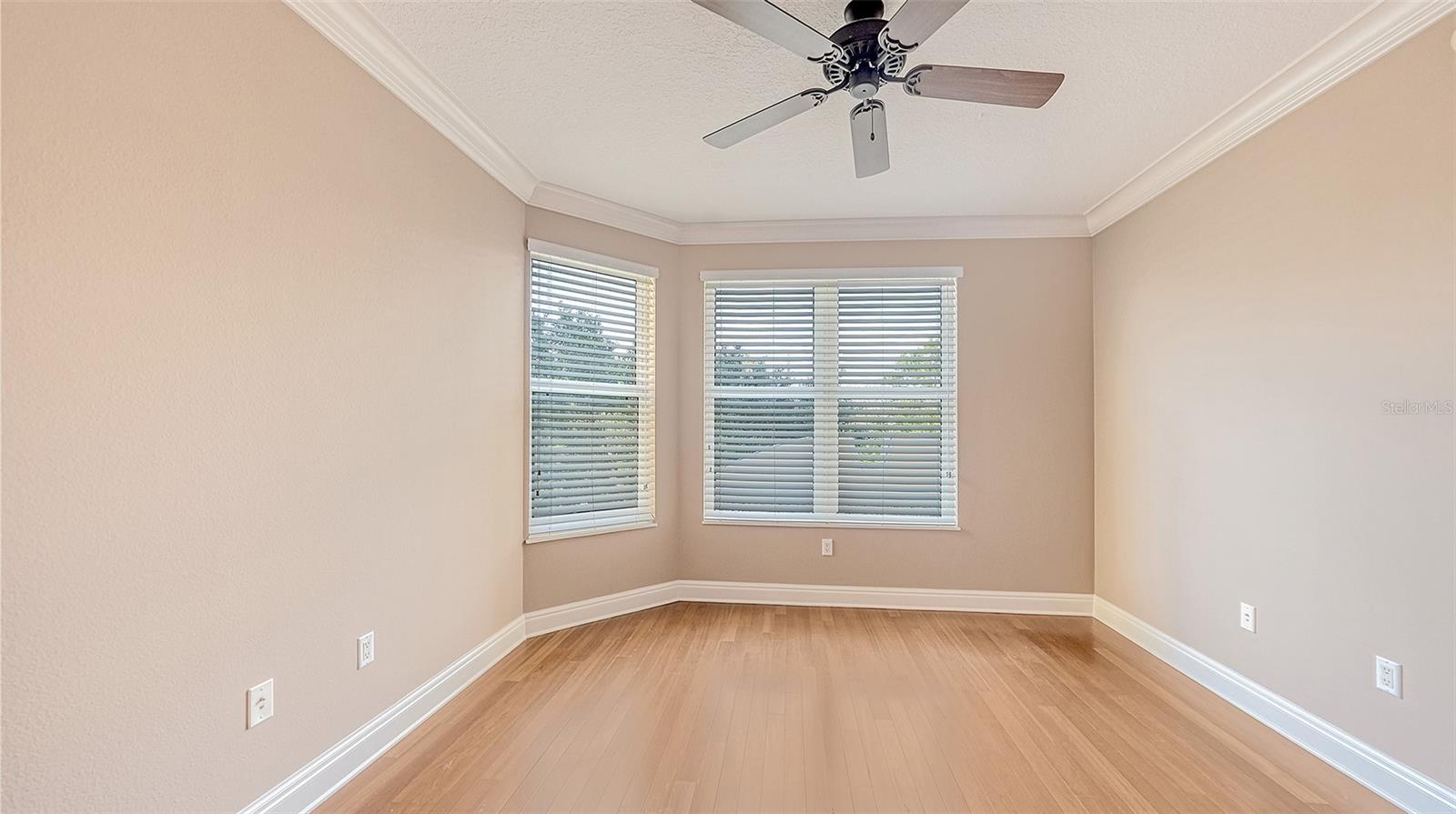 401 N POINT RD #301
