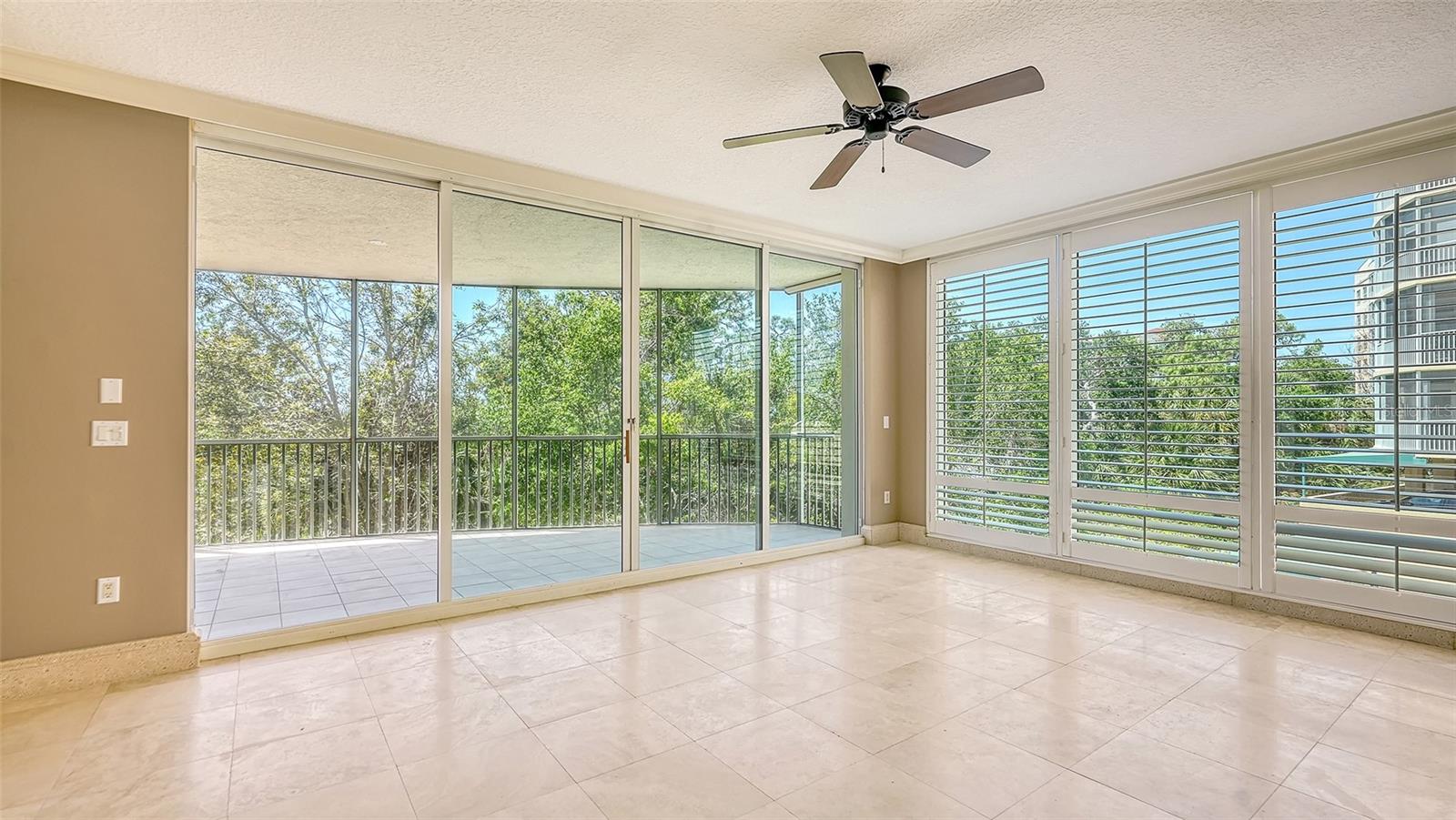 401 N POINT RD #301