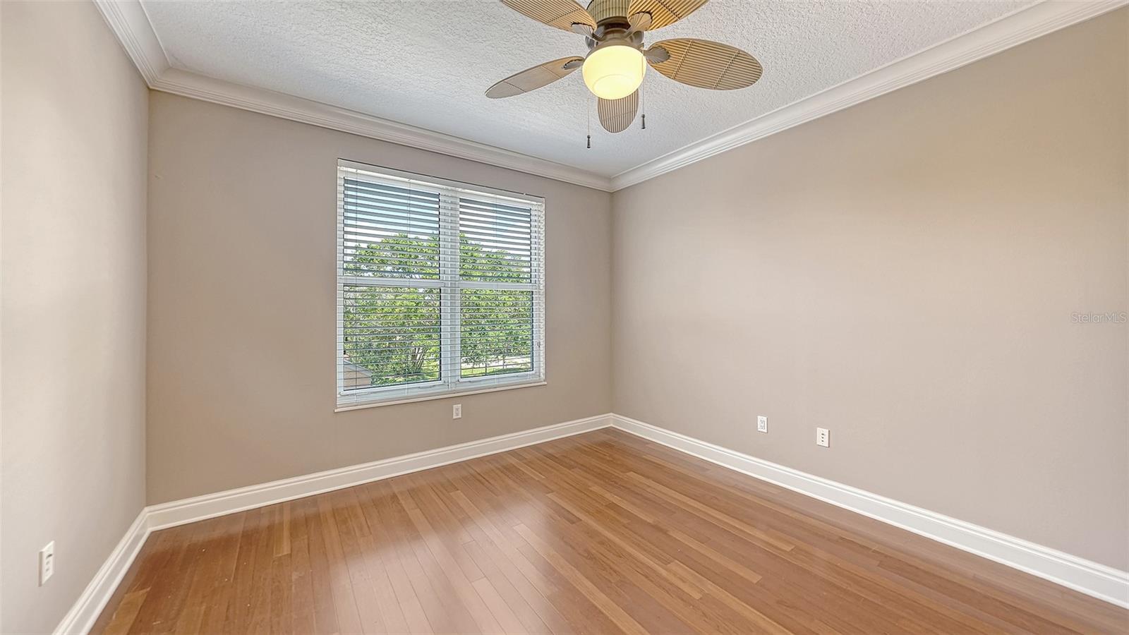 401 N POINT RD #301
