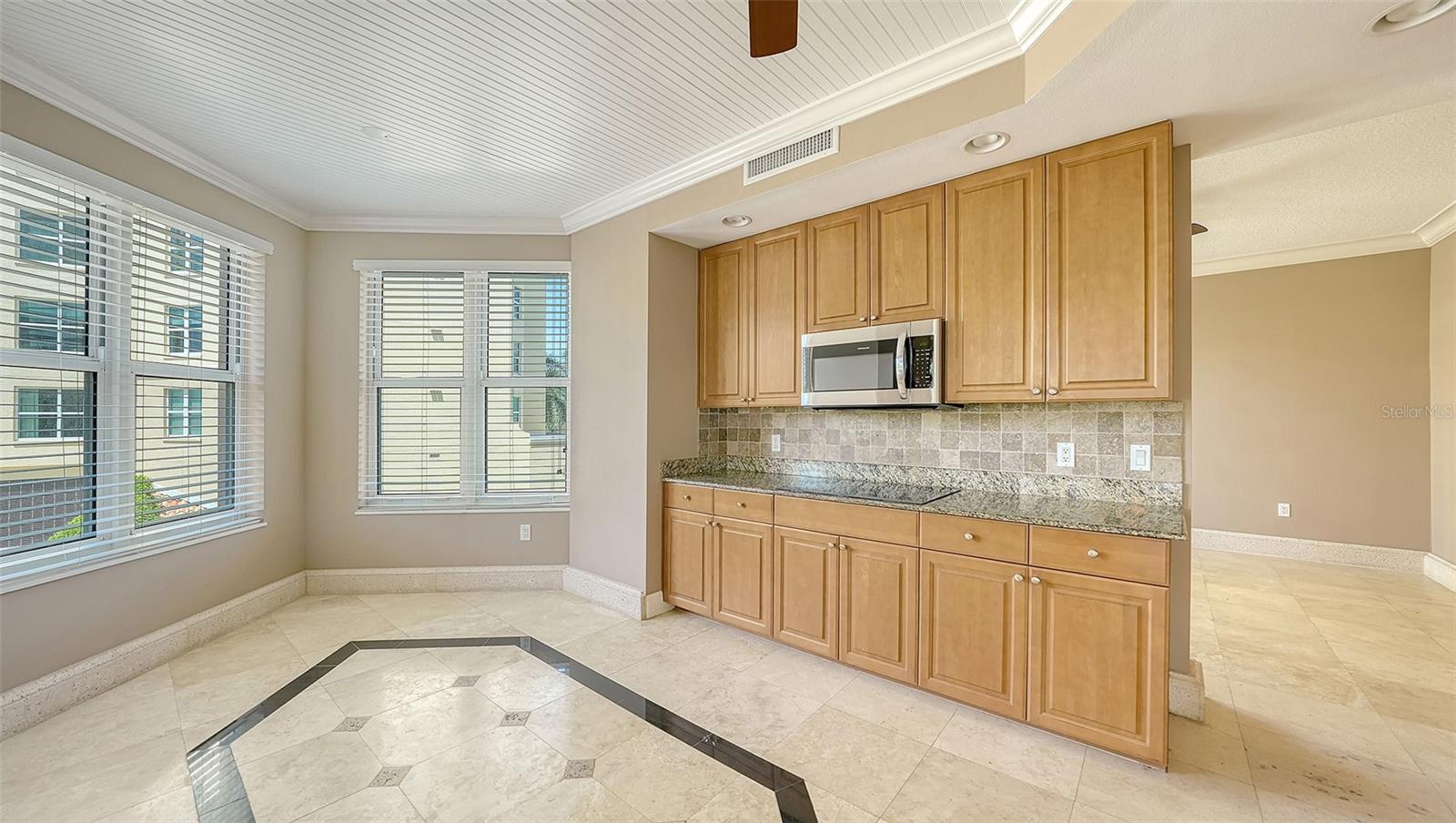 401 N POINT RD #301
