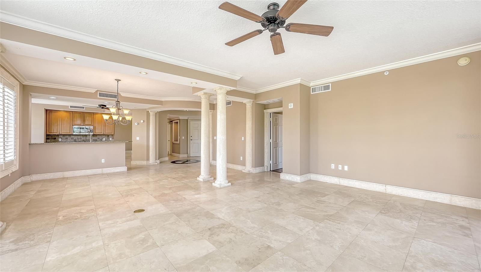 401 N POINT RD #301