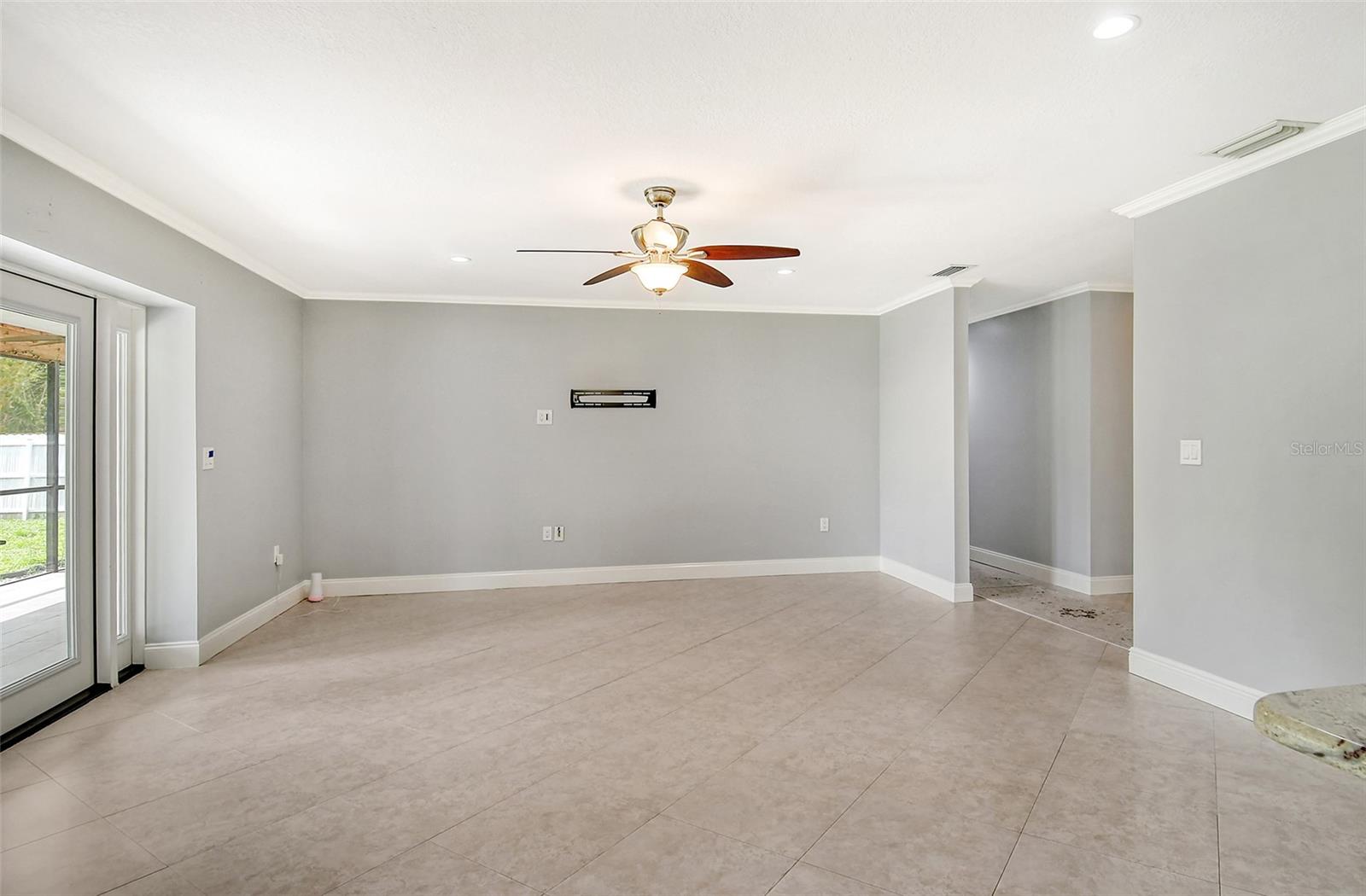 2480 MCGUFFY CIR