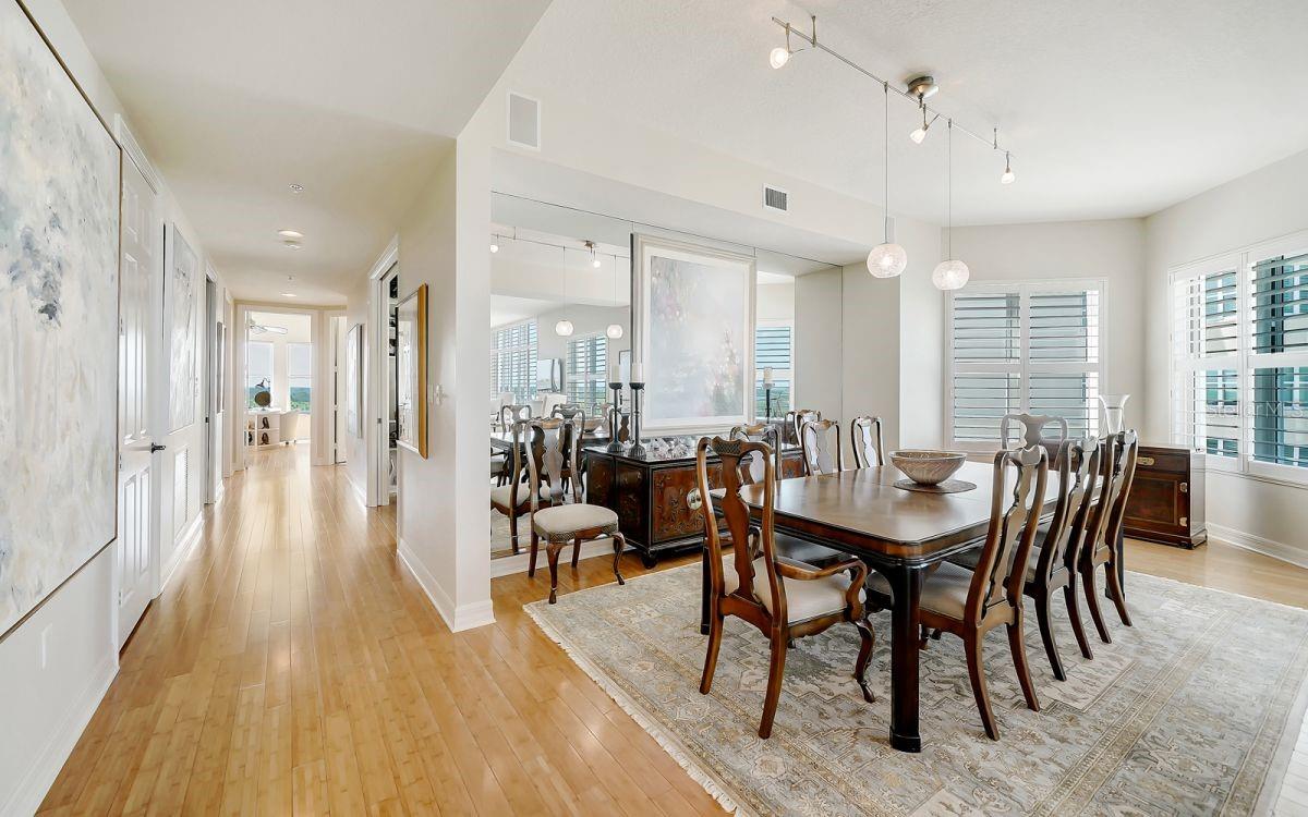 393 N POINT RD #801