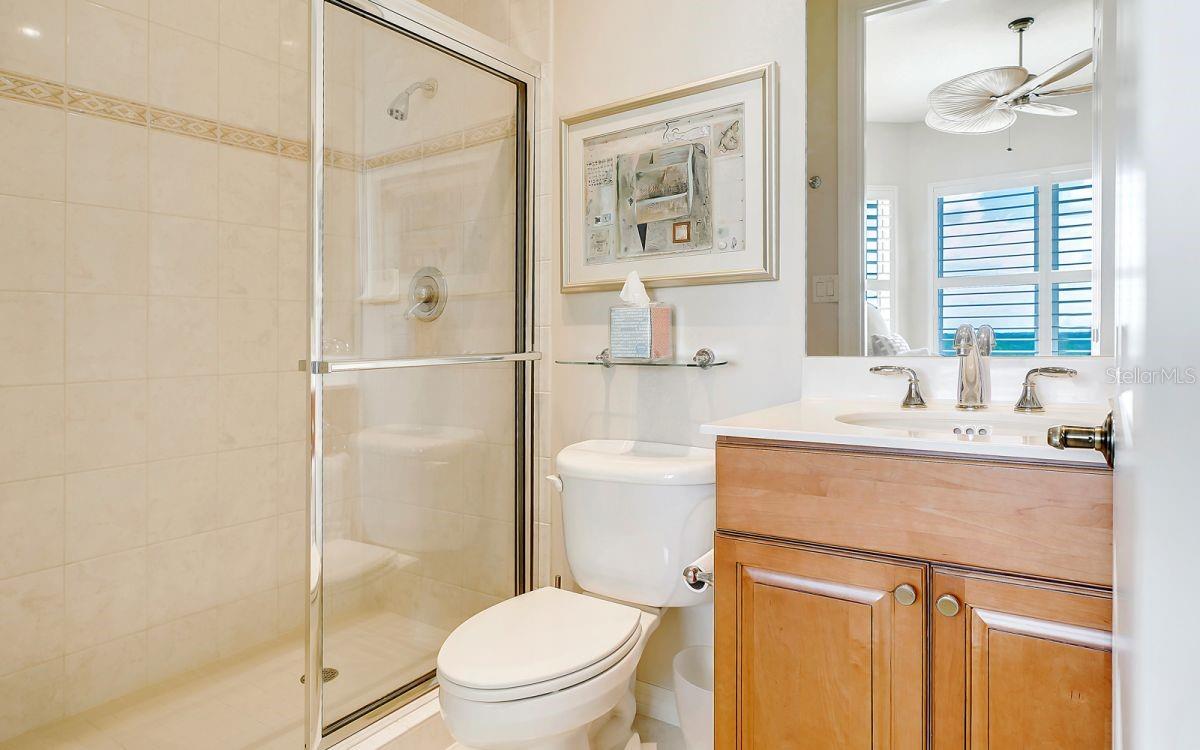 393 N POINT RD #801
