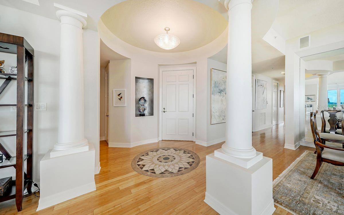 393 N POINT RD #801