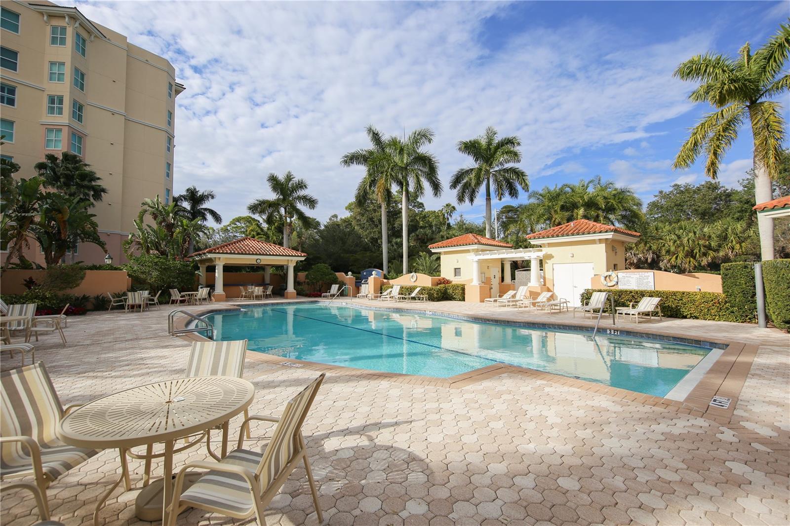 393 N POINT RD #801