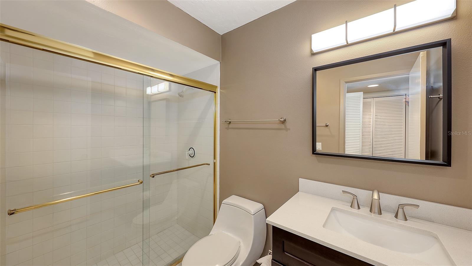 5152 MARSHFIELD LN #117