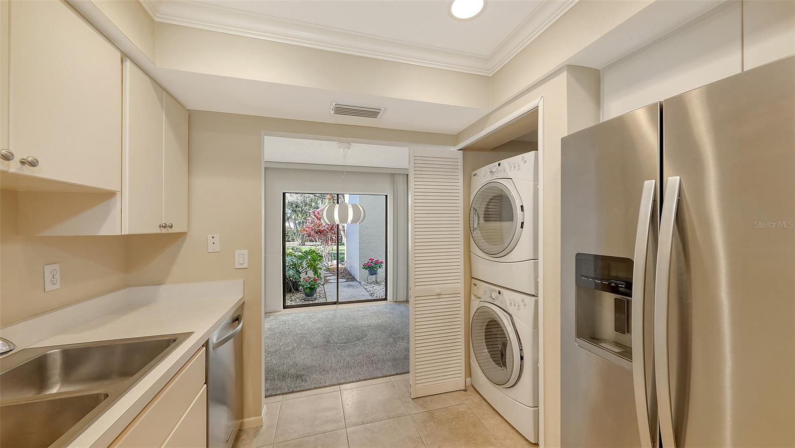 5152 MARSHFIELD LN #117