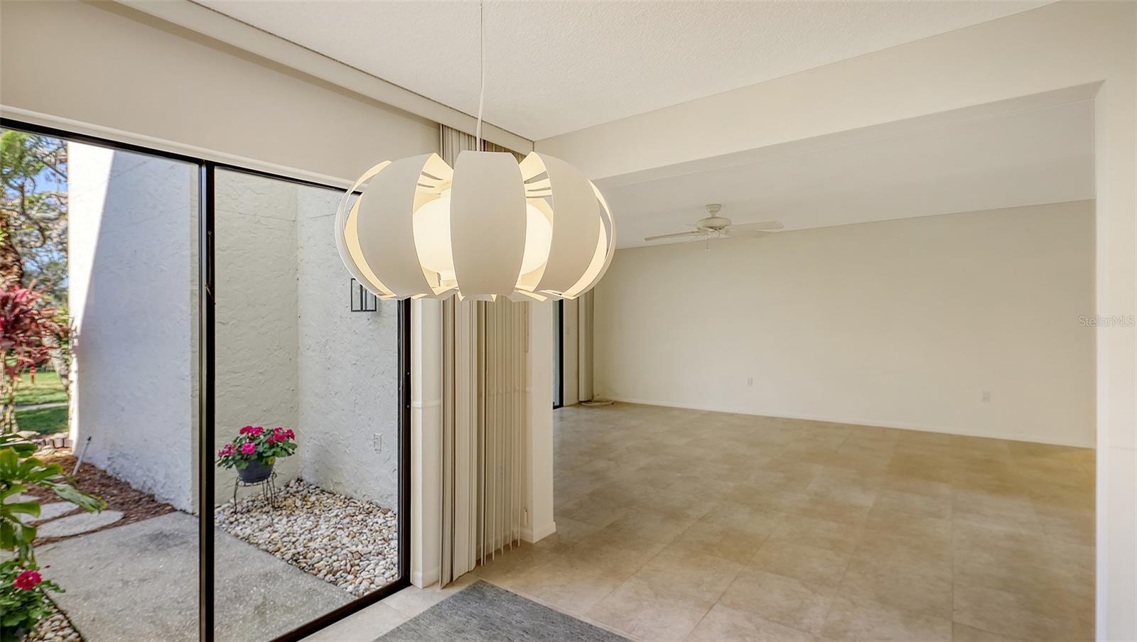 5152 MARSHFIELD LN #117