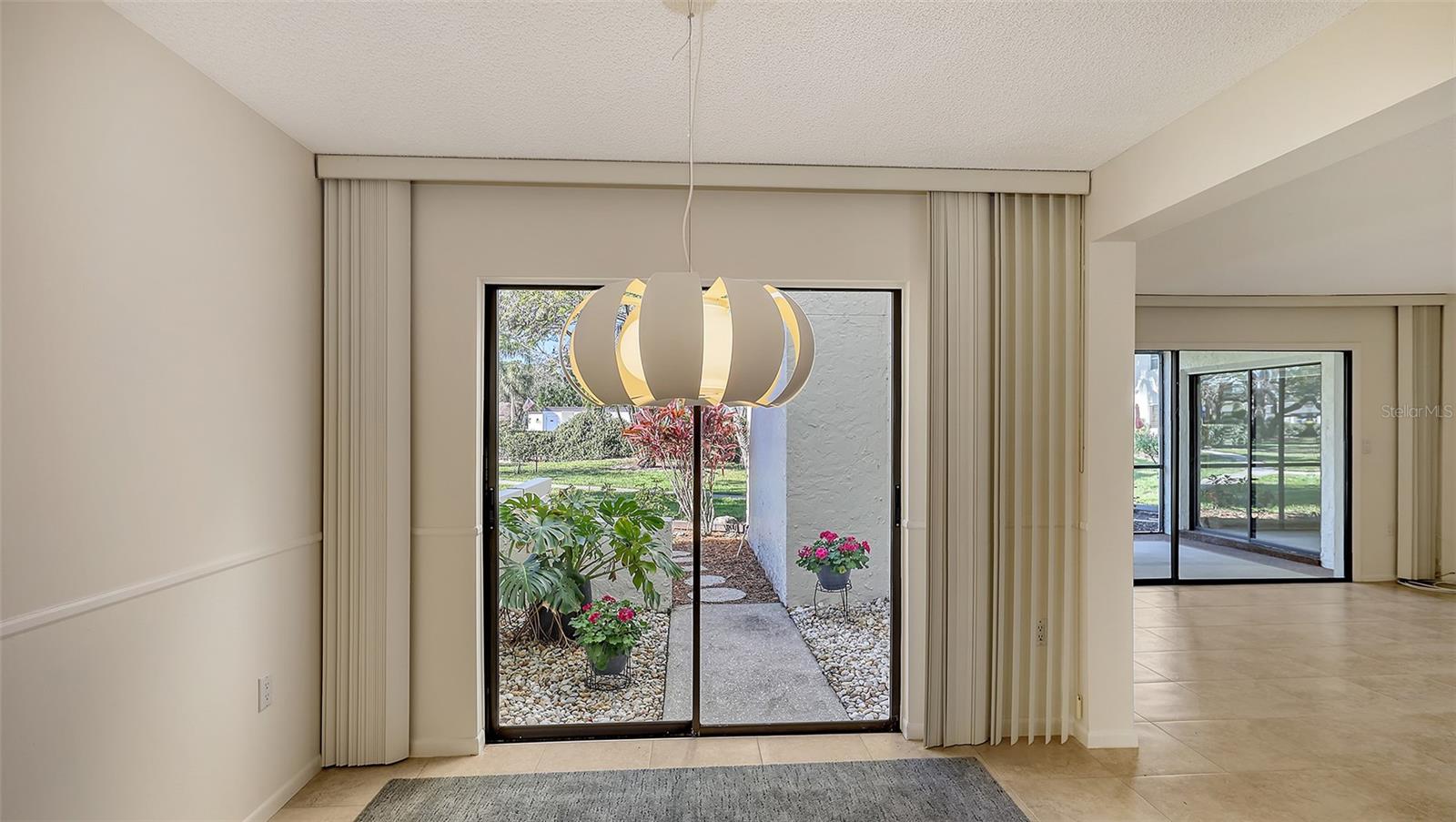 5152 MARSHFIELD LN #117