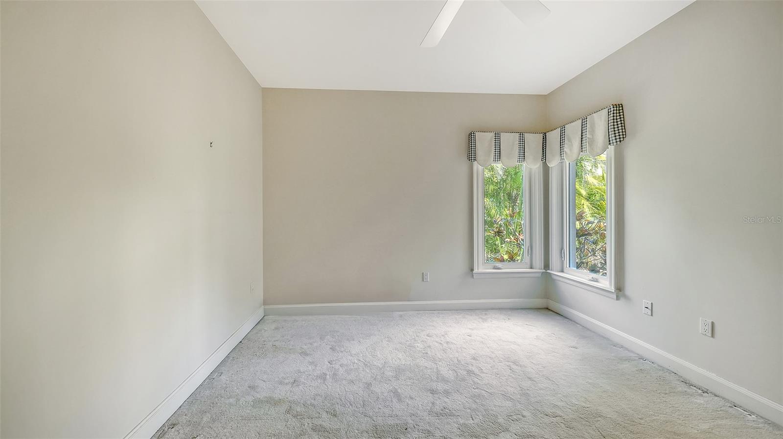 282 SHELL MIDDEN CT
