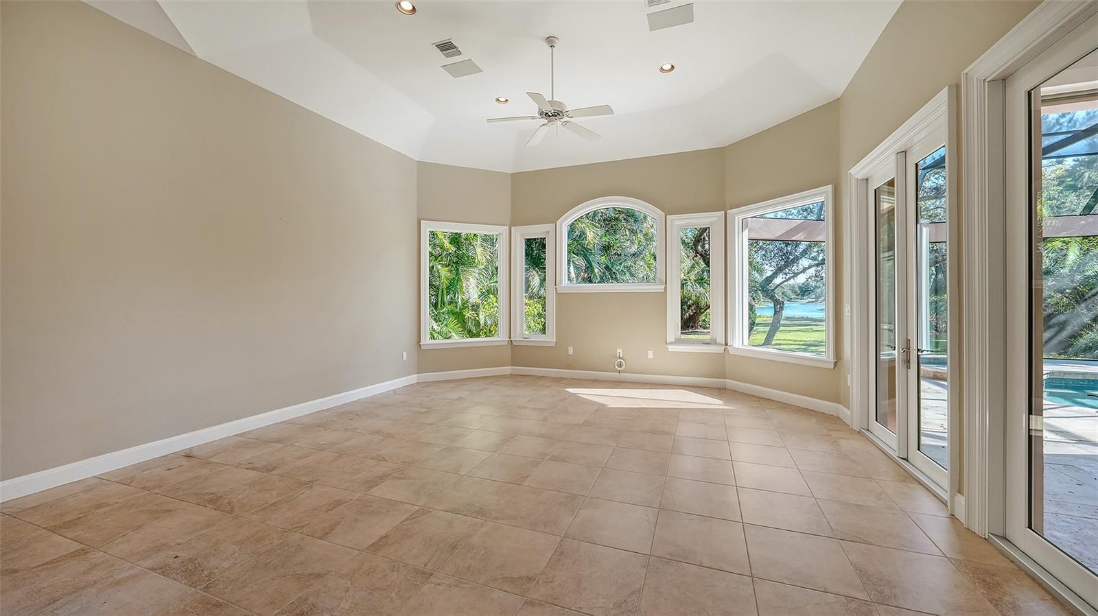 282 SHELL MIDDEN CT