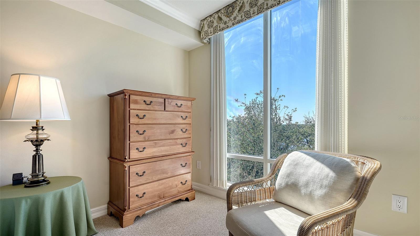 401 N POINT RD #401