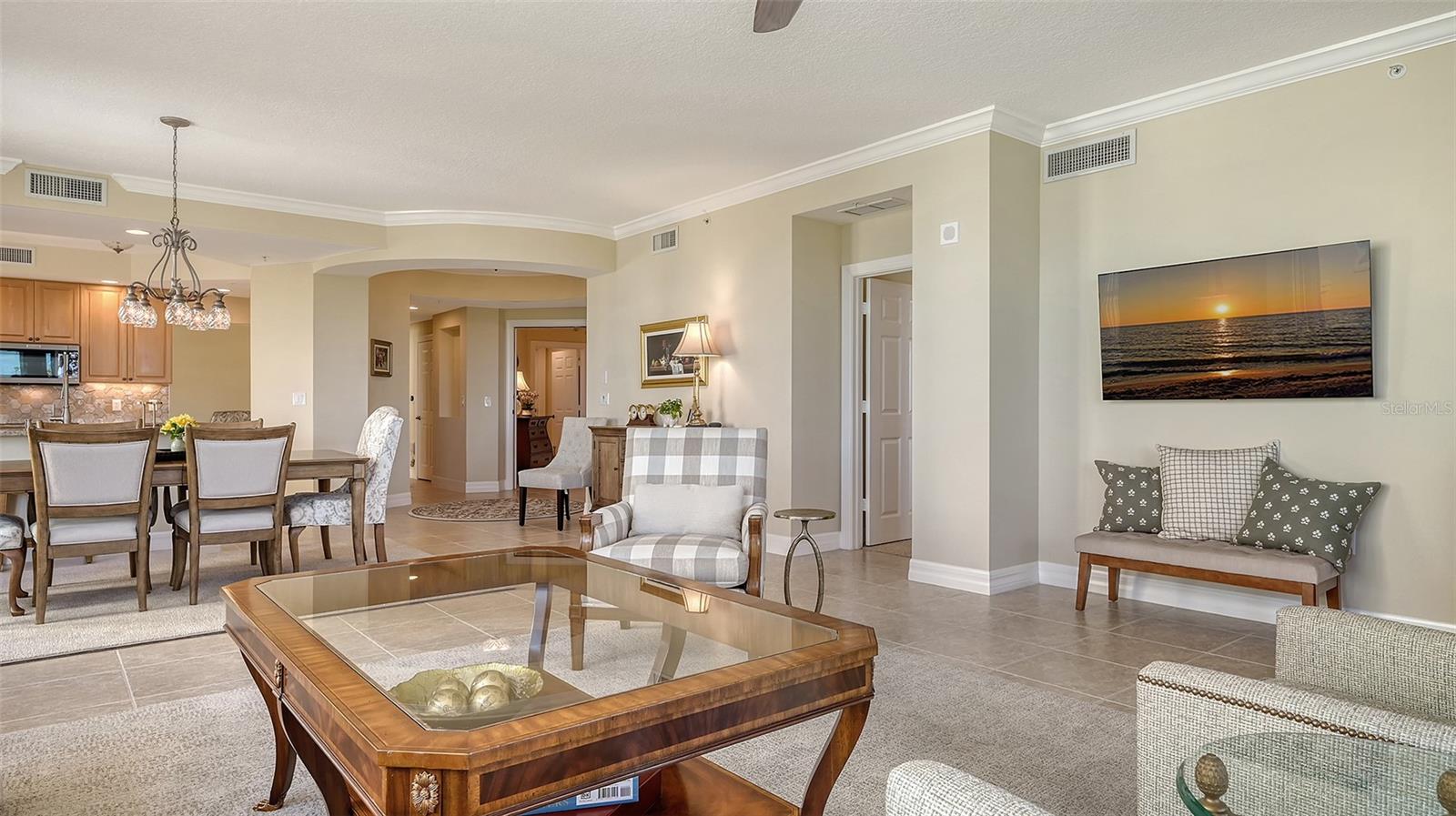 401 N POINT RD #401