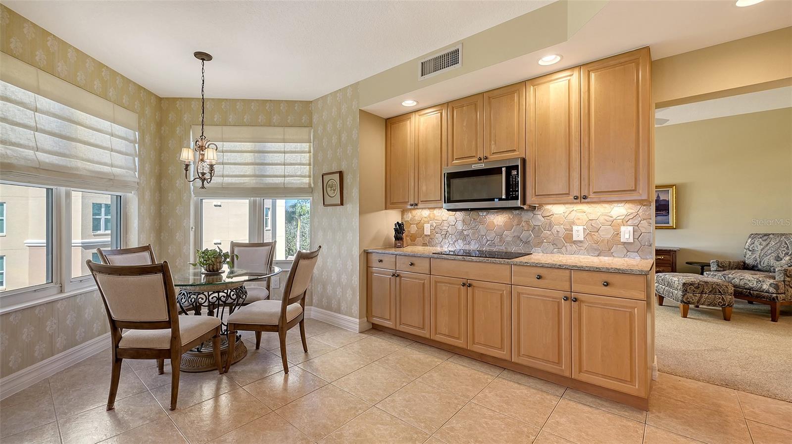 401 N POINT RD #401
