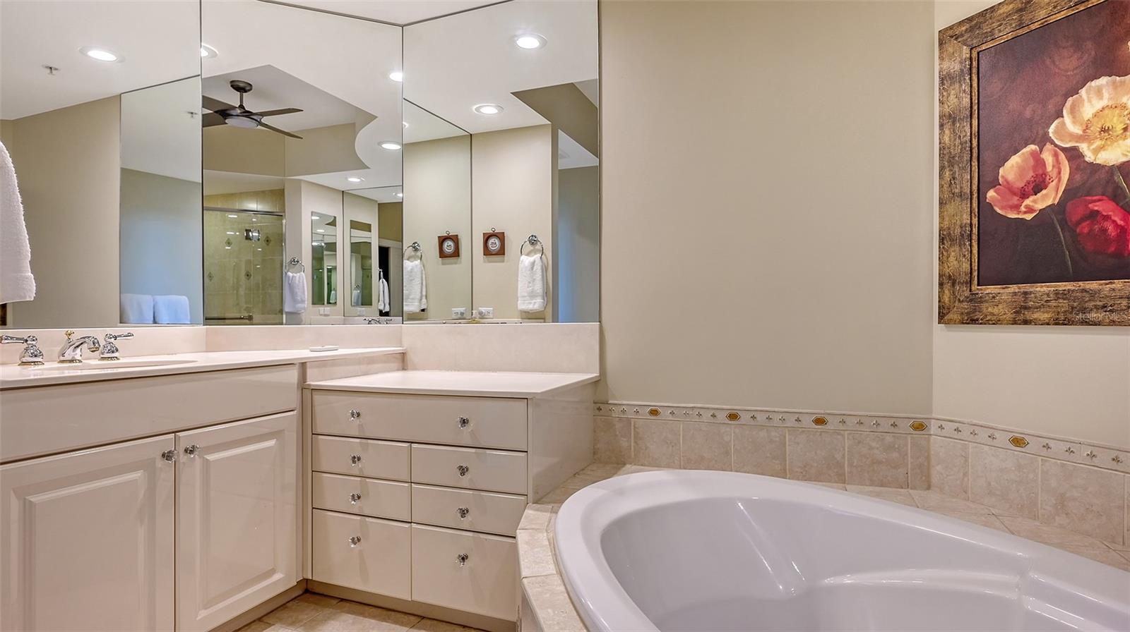 401 N POINT RD #401