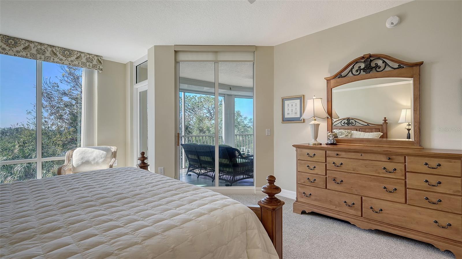 401 N POINT RD #401