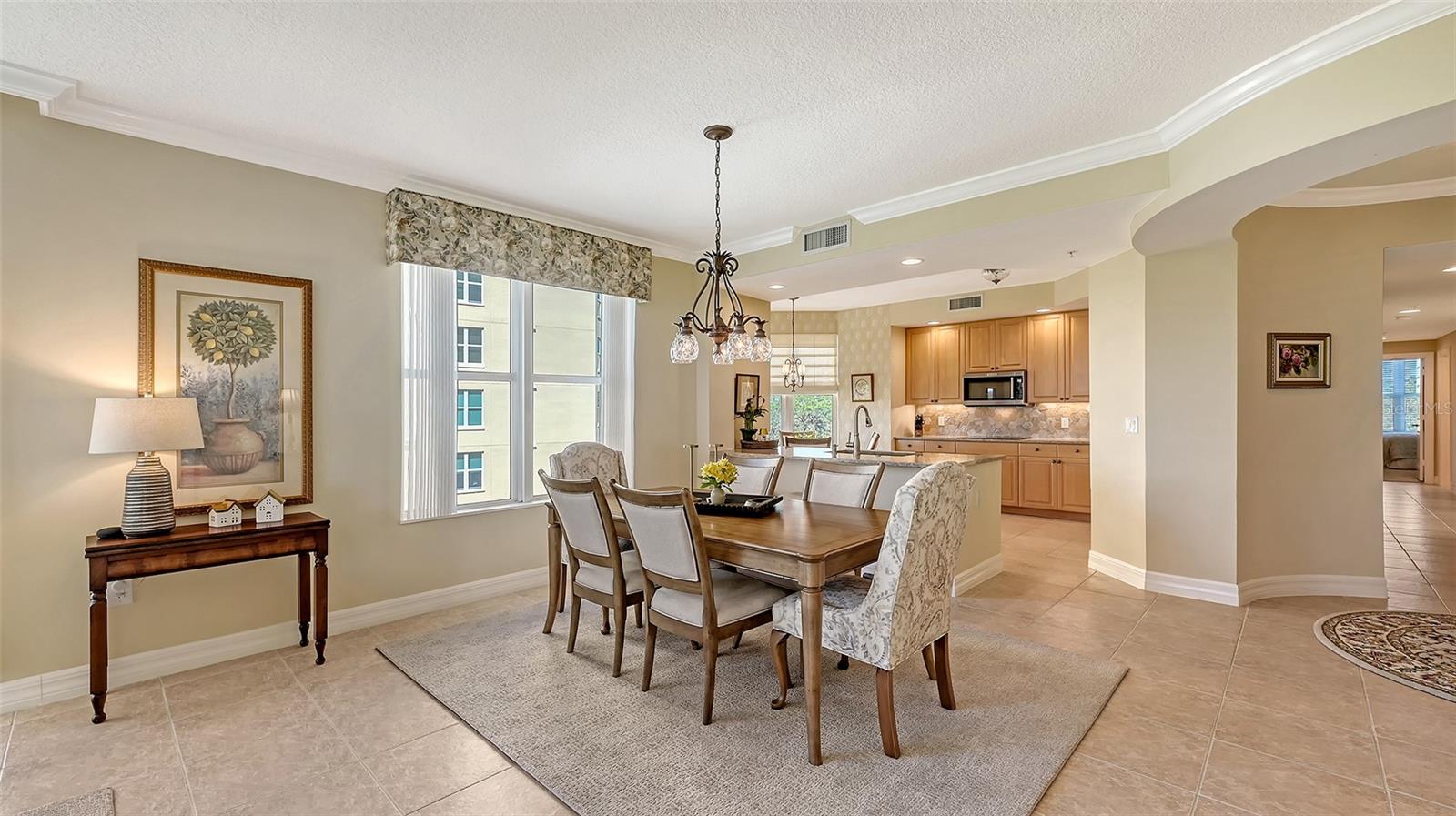 401 N POINT RD #401