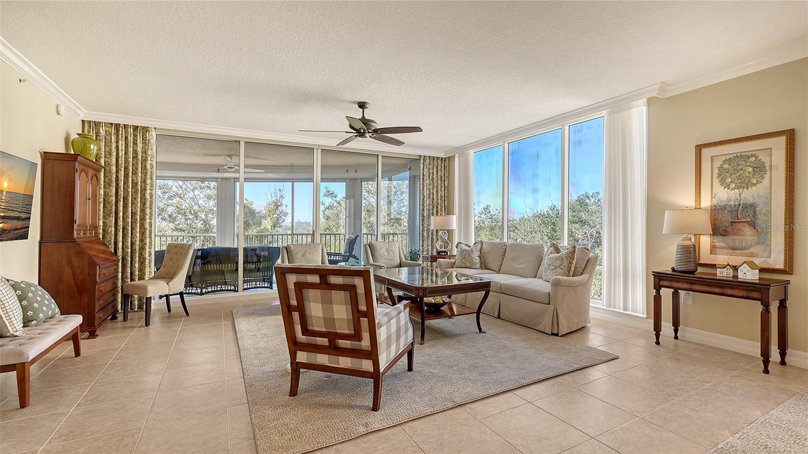 401 N POINT RD #401