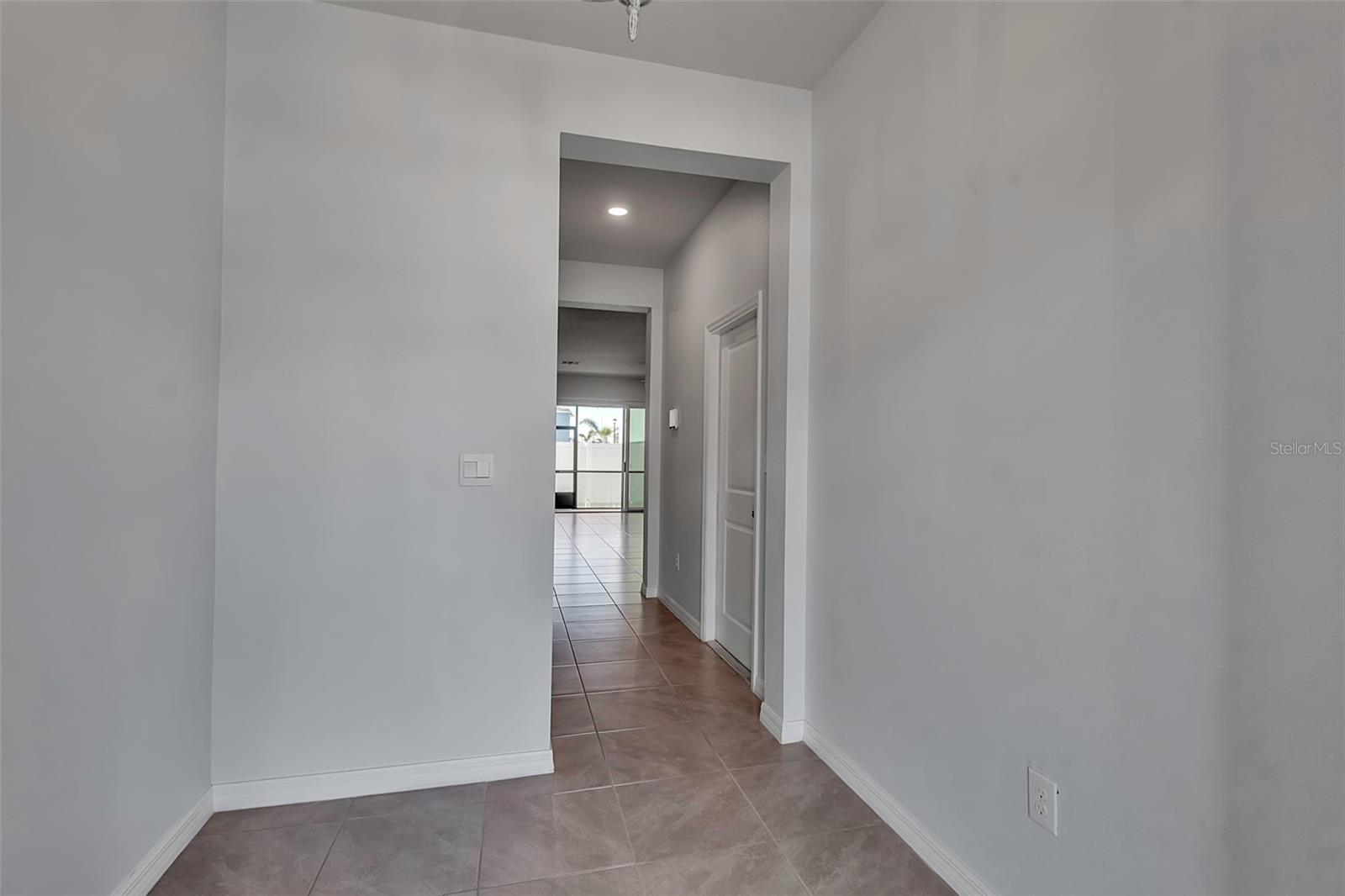 2838 NEWBERN BANKS DR