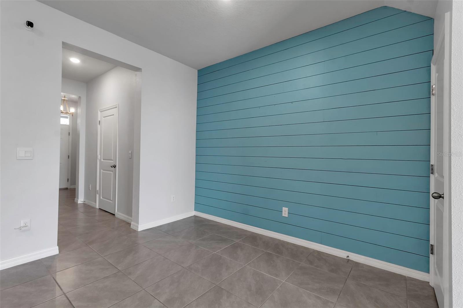 2838 NEWBERN BANKS DR