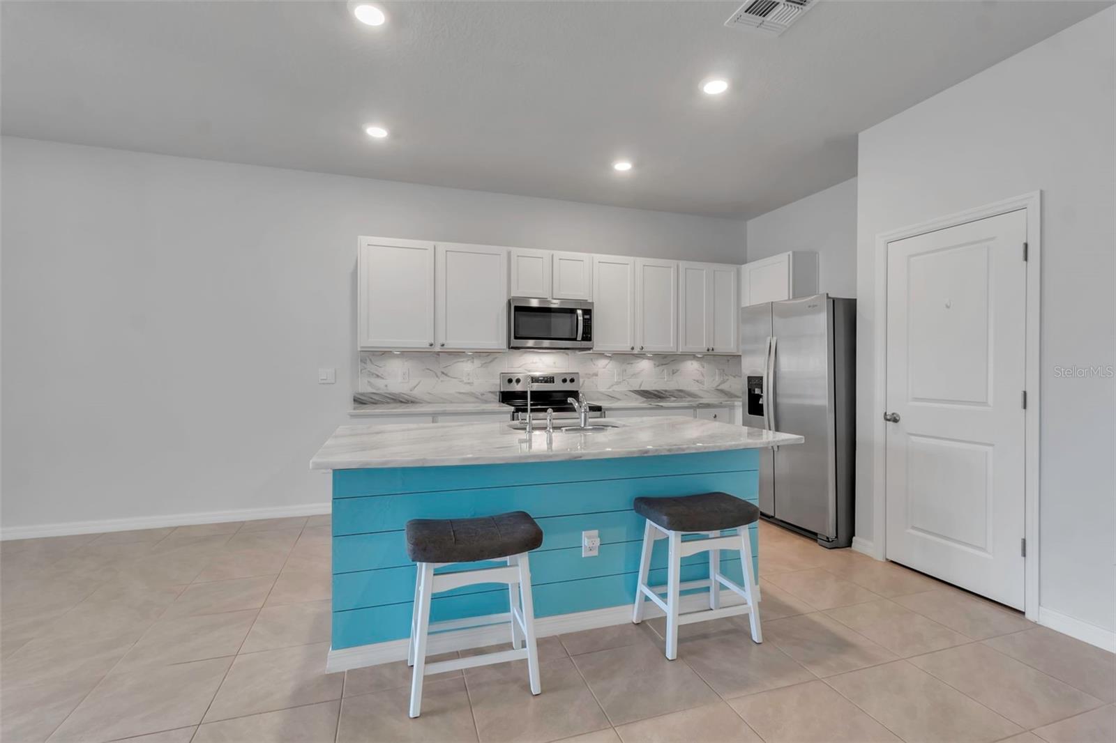 2838 NEWBERN BANKS DR